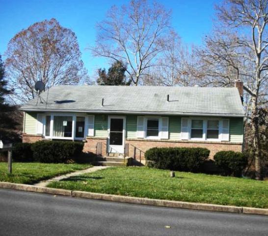240 Pennwyn Pl
