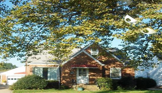 1442 Summit Drive