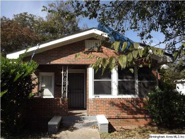 2710 12th Ave N