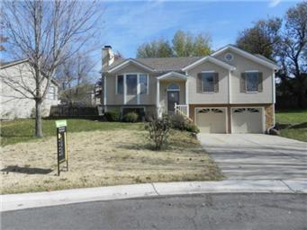 537 Se Ashton Ct