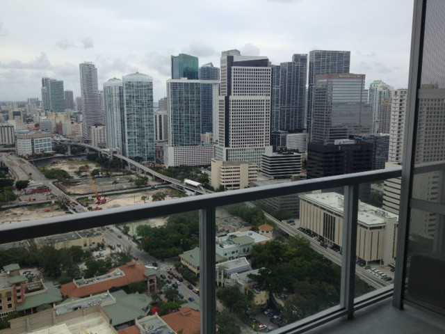 1111 SW 1 AV # 3621-N