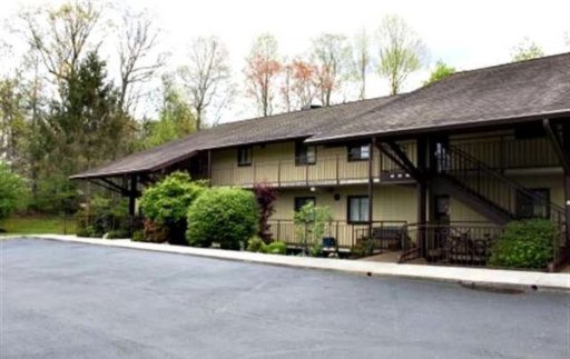 221 Woodland Rd Unit 101