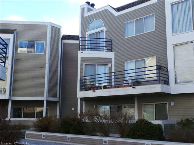 117 Harbour Close