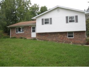 122 Town And Country Dr