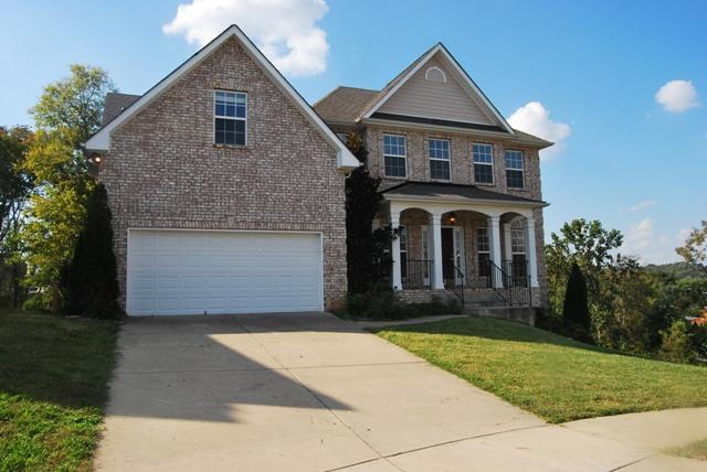 869 Fonnic Dr
