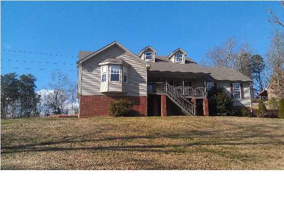 859 Riverbend Dr