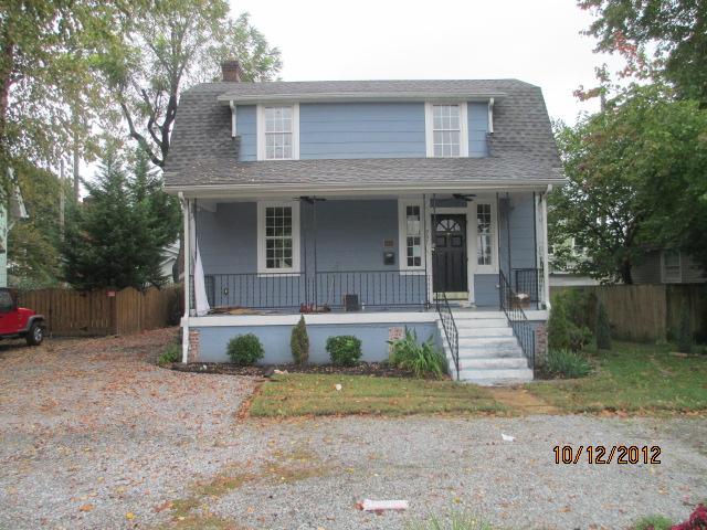907 Hadley Ave