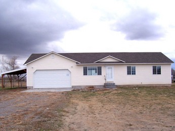 4110 E 82 N