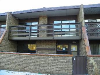 1305 Kenneth Circle