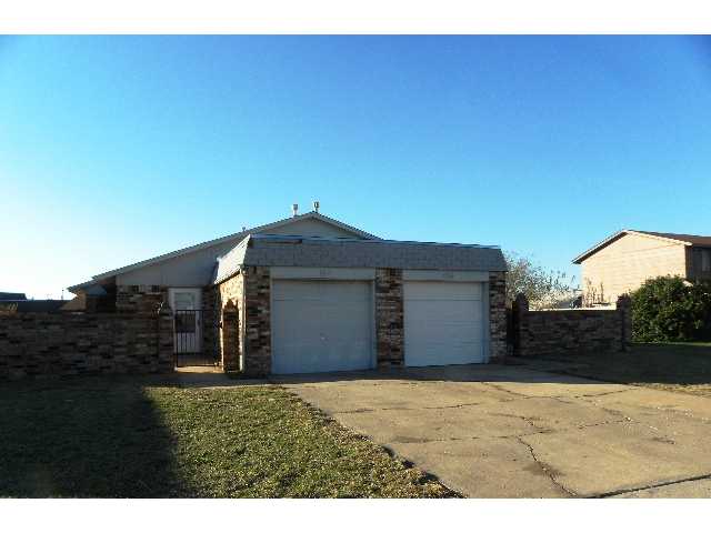 104 106 Crystal Cir