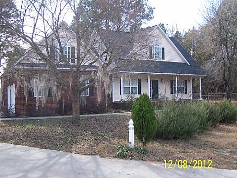 2842 Stratford Dr
