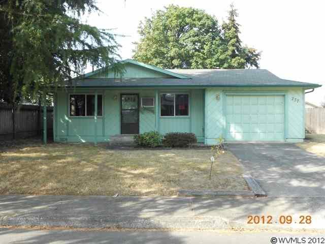 237 N Oak Ave