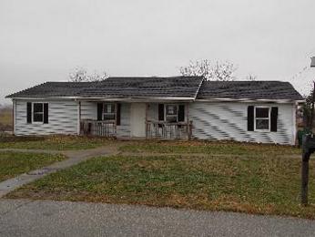102 Lilly St
