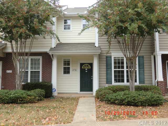 4726 Chapel Crossing Ct