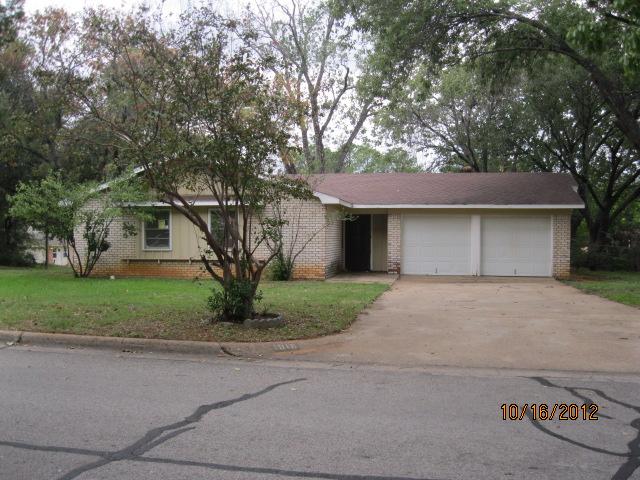 1916 Cheryl Ln