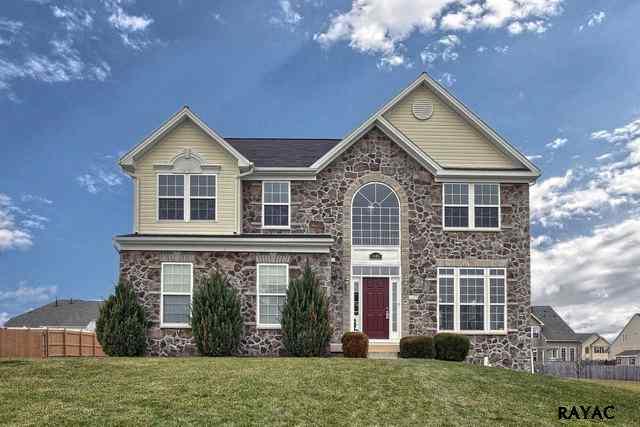 1685 Rosebrook Dr