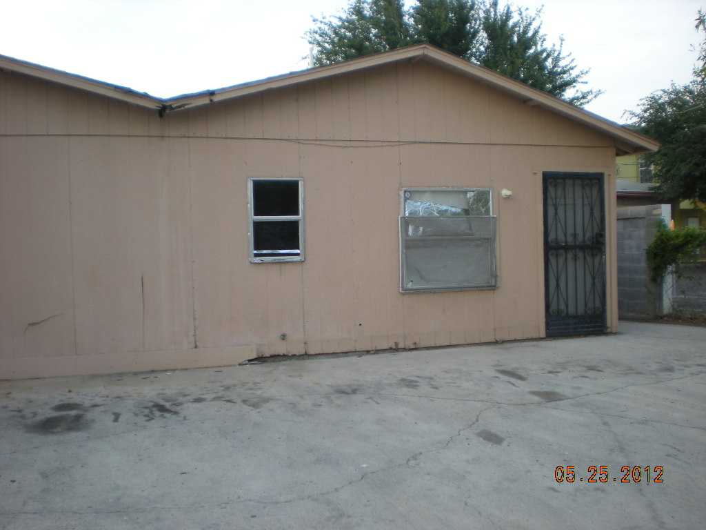408 W Aurora Dr
