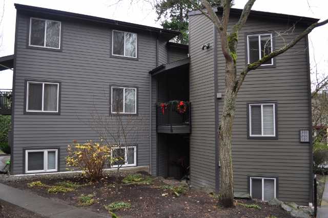 12014 98th Ave Ne Apt 301