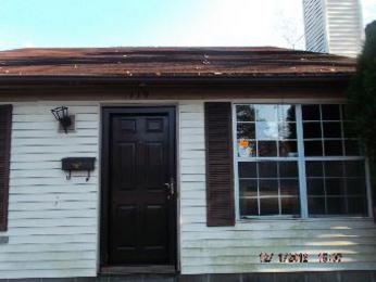 719 Leonard Ave