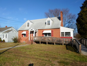 318 Lyons Ave
