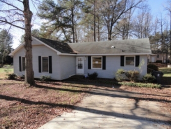 142 W Haywood St