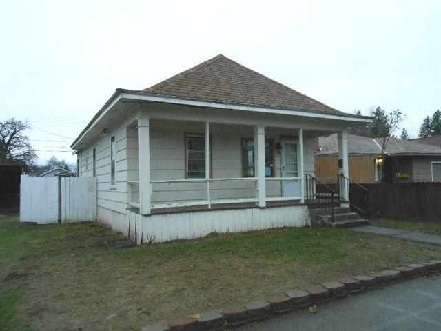 824 E Hoffman Ave