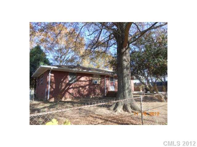 108 Riggins St