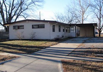 511 Eastborough Ln