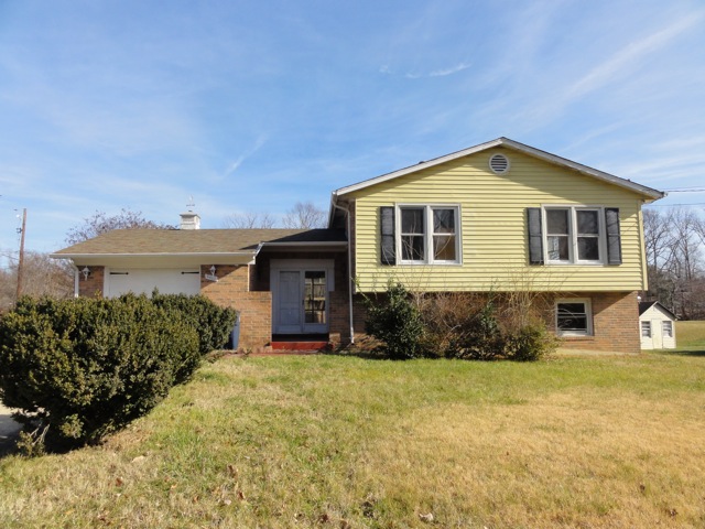 9400 Pella Pl
