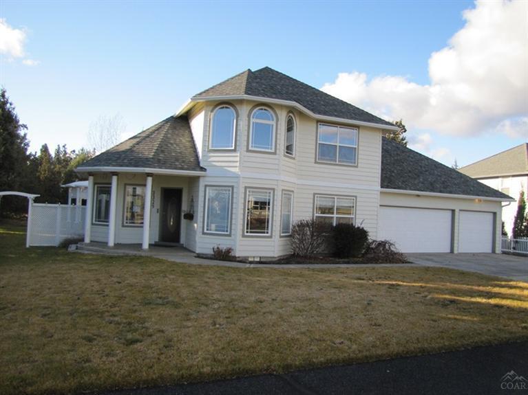 3329 Ne Stonebrook Loop