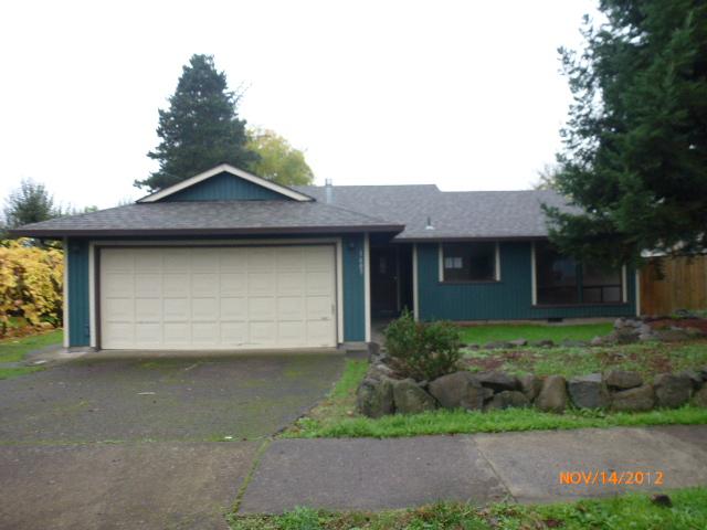 1607 N Main St