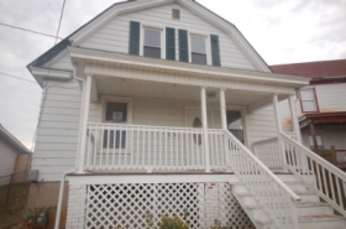 1143 Montrose Ave SE
