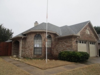3800 Beaumont Ln