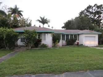 2417 17th Ave W