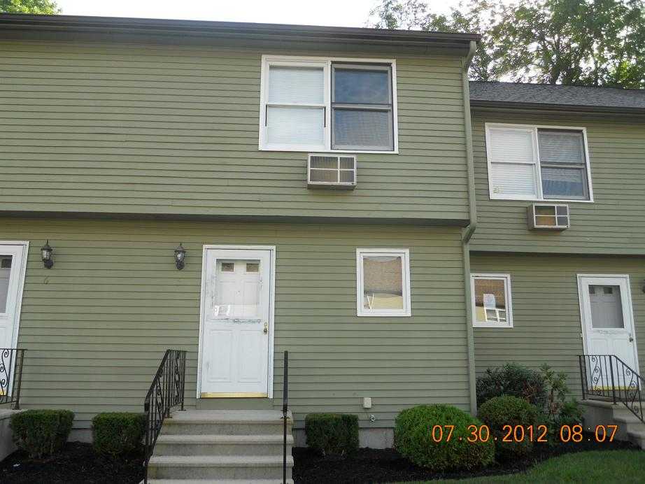 41 S Main St Apt 5