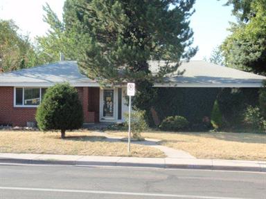 2392 E Dartmouth Ave