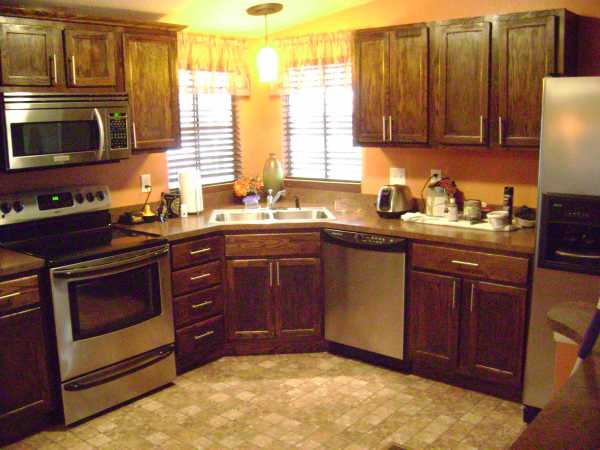 391 Wentworth Ct.