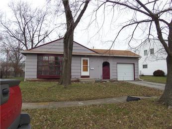 1717 Redbush Ave