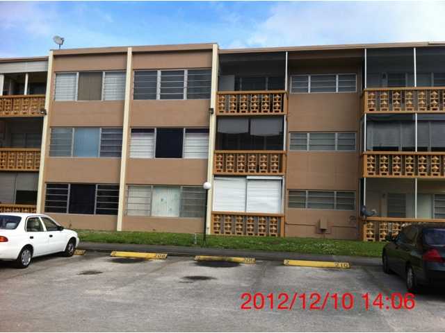 16801 NE 14 AV # 305
