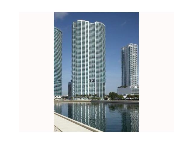 900 BISCAYNE BL # 5805