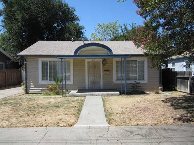 611 N San Jose St