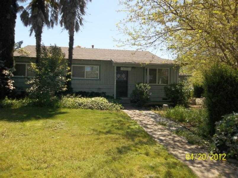 3001 Lakewood Dr