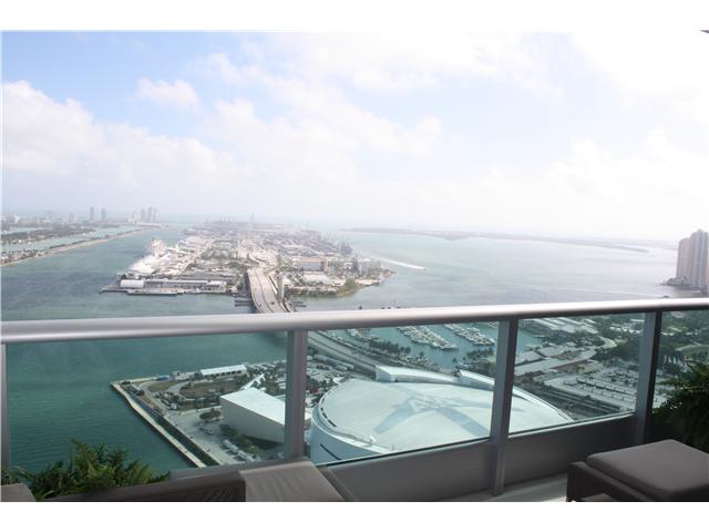 900 Biscayne Blvd # 4705