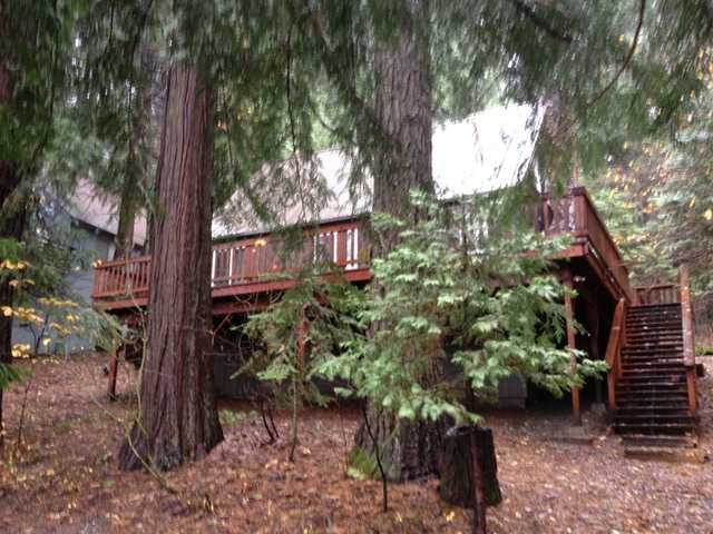 2269 Meadow Dr