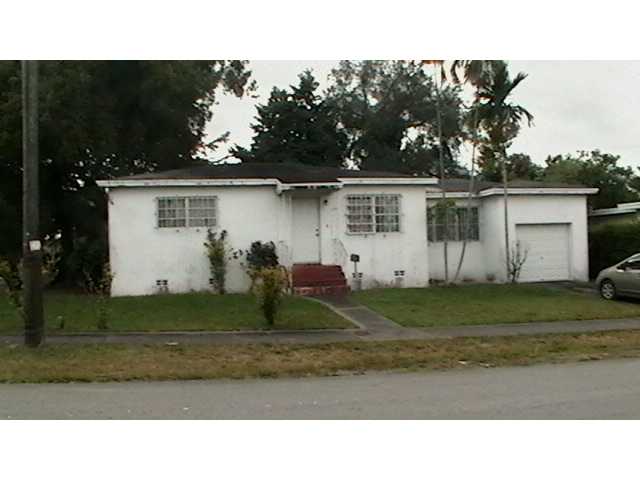 5800 SW 2 TE
