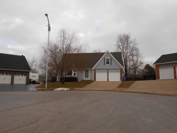 14704 S Arapaho Dr