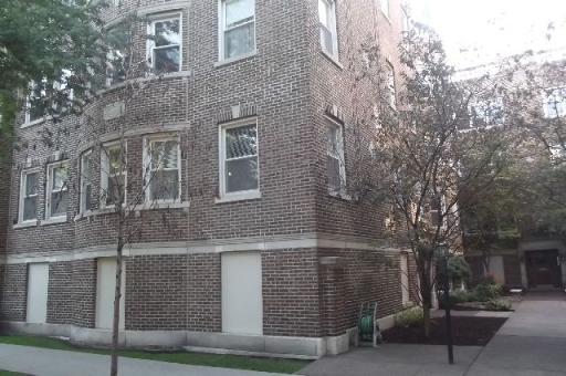 1049 W Glenlake Ave Apt 3