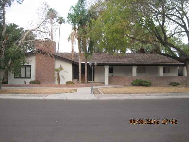 1452 S Gateway Dr