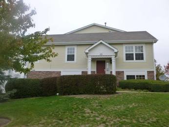 606 Holiday Lane
