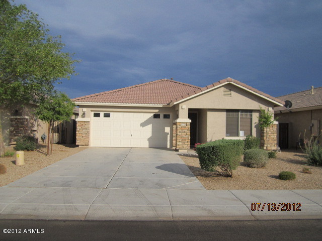 6723 W Gary Way